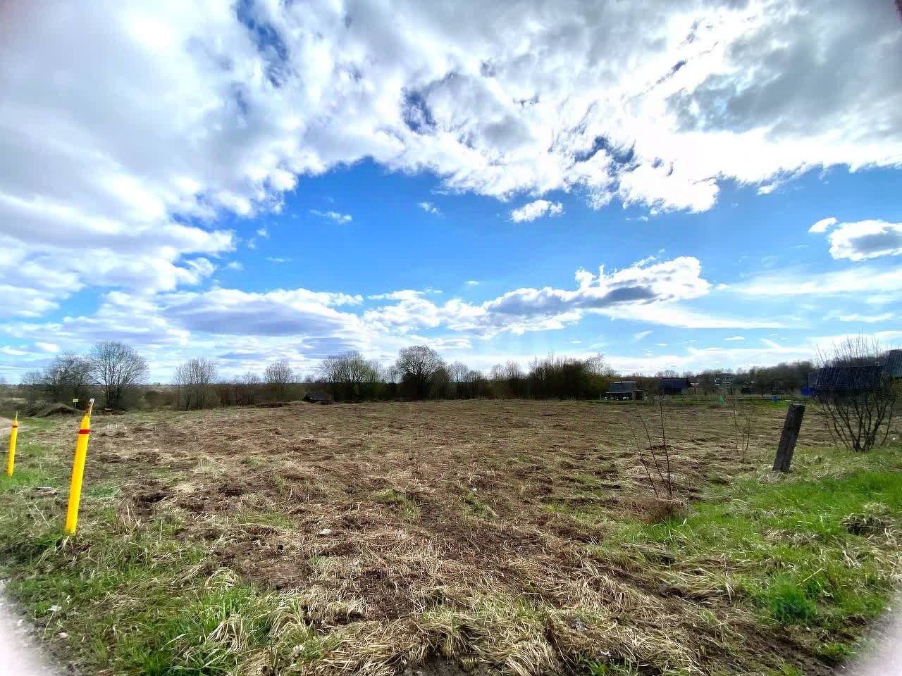 Продажа земли д. Усадище, 132