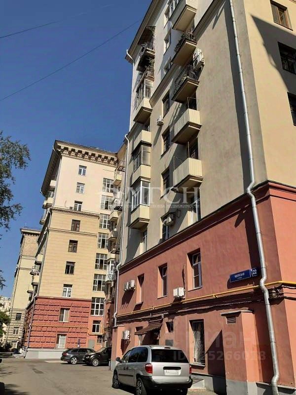 Продажа 3-комн квартиры на вторичном рынке Киевская улица, 22