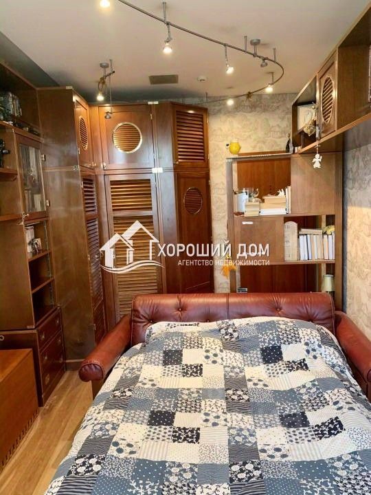 Продажа 3-комн квартиры на вторичном рынке улица Куусинена, 21А
