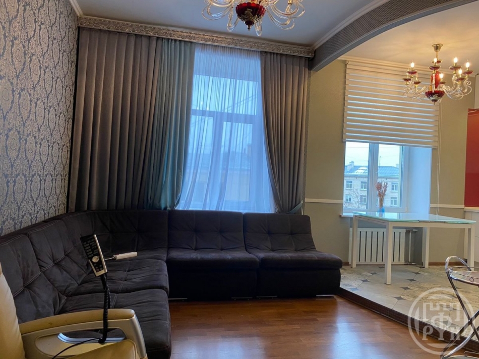 Продажа 3-комн квартиры на вторичном рынке Каховского пер.,  д. 3