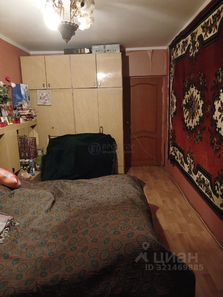 Продажа 3-комн квартиры на вторичном рынке Восточный мкр, Тучково пгт, 17