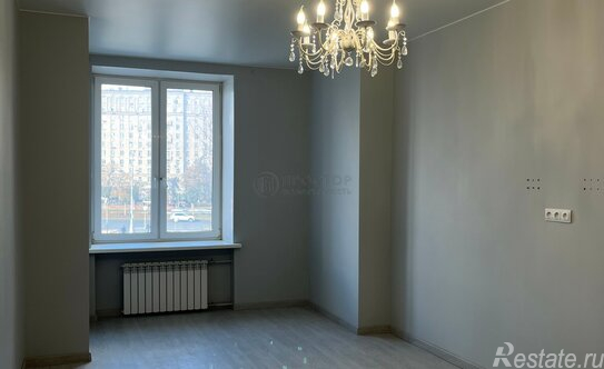 Продажа 2-комн квартиры на вторичном рынке площадь Победы,  д. 1 кБ