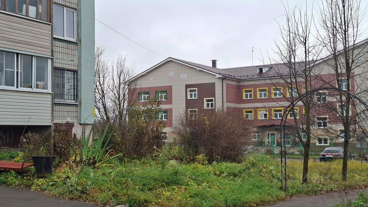 Продажа 1-комн квартиры на вторичном рынке Высоковск, улица Текстильная,  д. 9