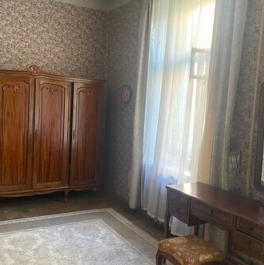 Продажа 3-комн квартиры на вторичном рынке Красноармейская 11-я ул,  д. 12