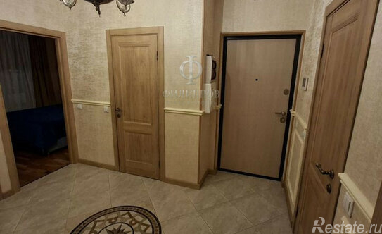 Продажа 2-комн квартиры на вторичном рынке Комендантский пр-кт