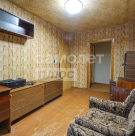 Продажа 3-комн квартиры на вторичном рынке Подольск г, Климовск мкр, 50 лет Октября пр-кт,  д. 19А