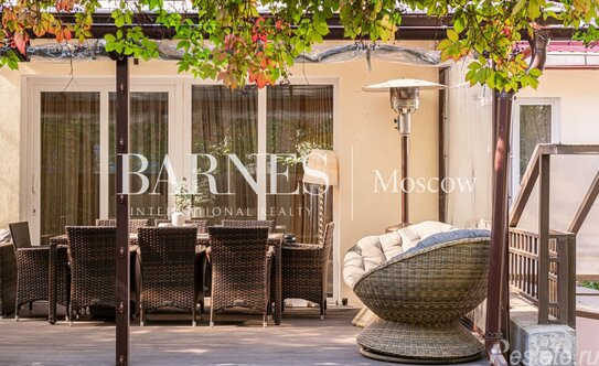 Продажа 5-комн квартиры на вторичном рынке улица Шишкина,  д. 10