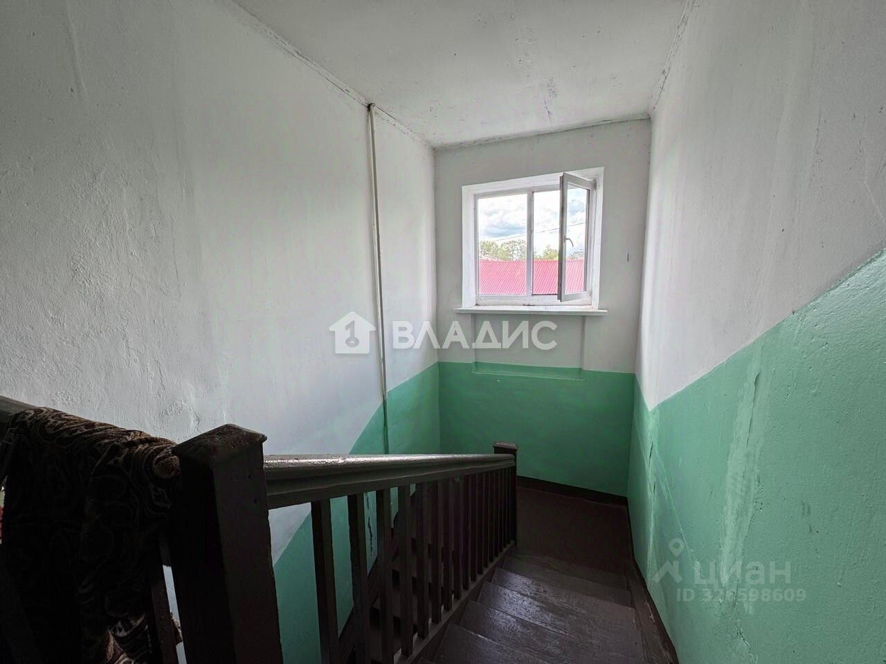 Продажа 1-комн квартиры на вторичном рынке пос. Новый Снопок, улица Центральная,  д. 10