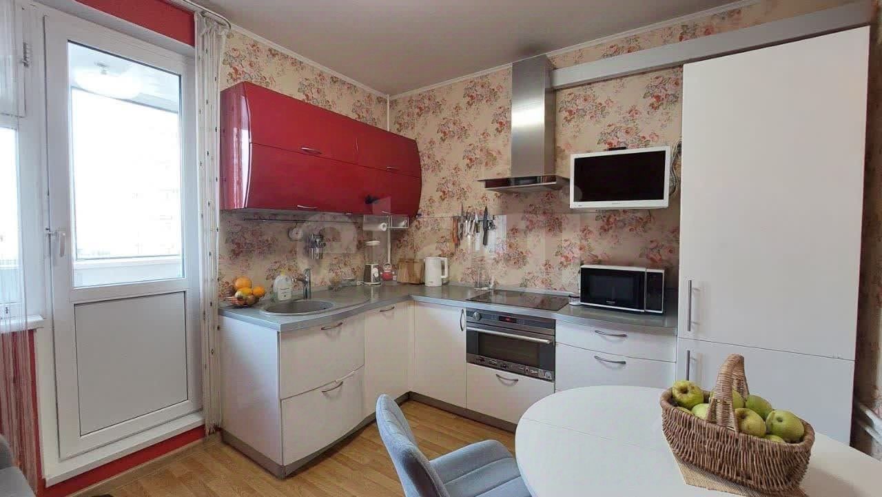 Продажа 2-комн квартиры на вторичном рынке Химки, Молодежная улица, 70