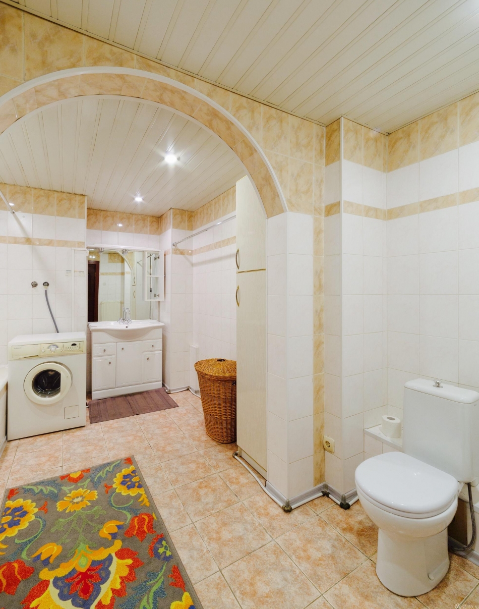 Аренда 3-комн квартиры на вторичном рынке Адмиралтейская наб,  д. 10