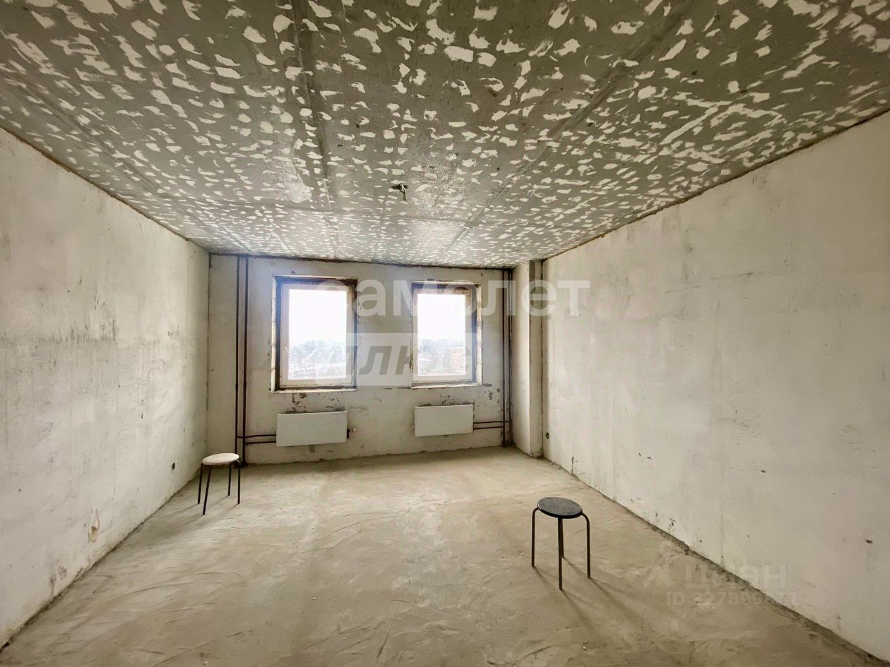 Продажа 3-комн квартиры на вторичном рынке Климовск мкр, проезд Больничный,  д. 2к2