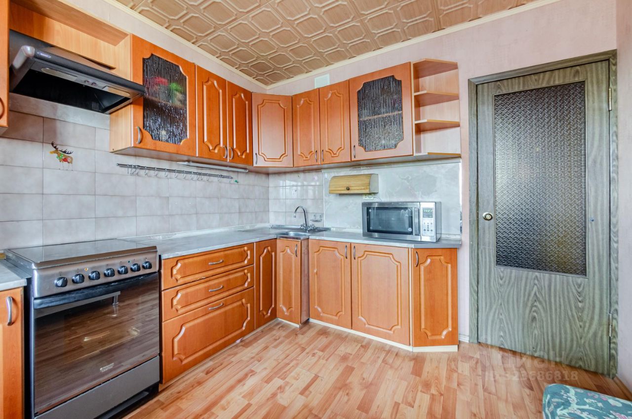 Продажа 3-комн квартиры на вторичном рынке улица 2-я Бухвостова,  д. 7