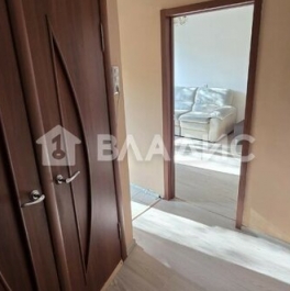 Продажа 1-комн квартиры на вторичном рынке проспект Славы,  д. 19 к1