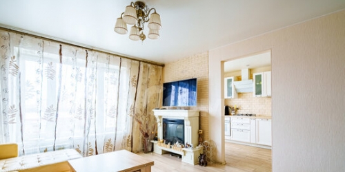 3-комн квартира бульвар Матроса Железняка,  д. 21