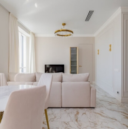 Продажа 4-комн квартиры на вторичном рынке Шмитовский проезд,  д. 39,  к. 52