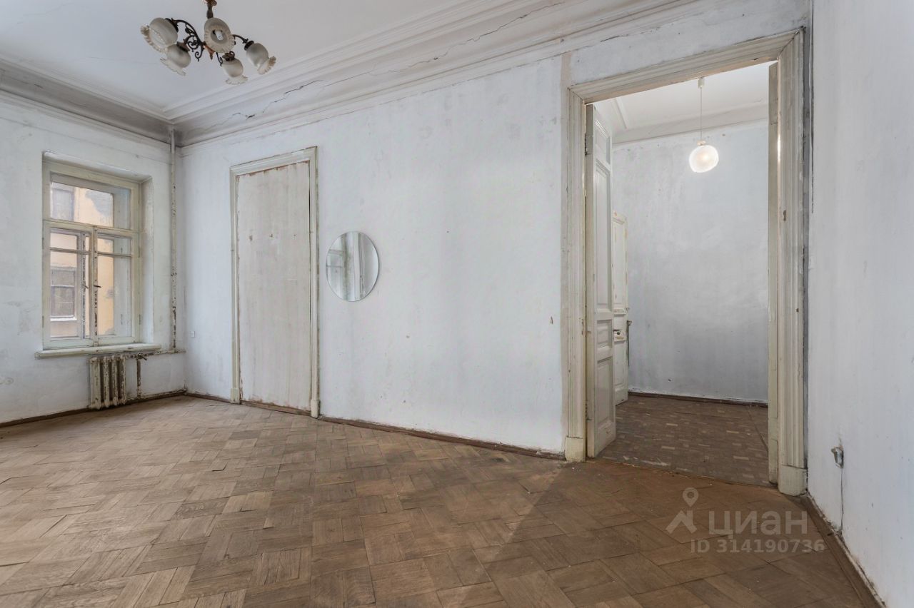 Продажа 3-комн квартиры на вторичном рынке улица Жуковского, 59-61