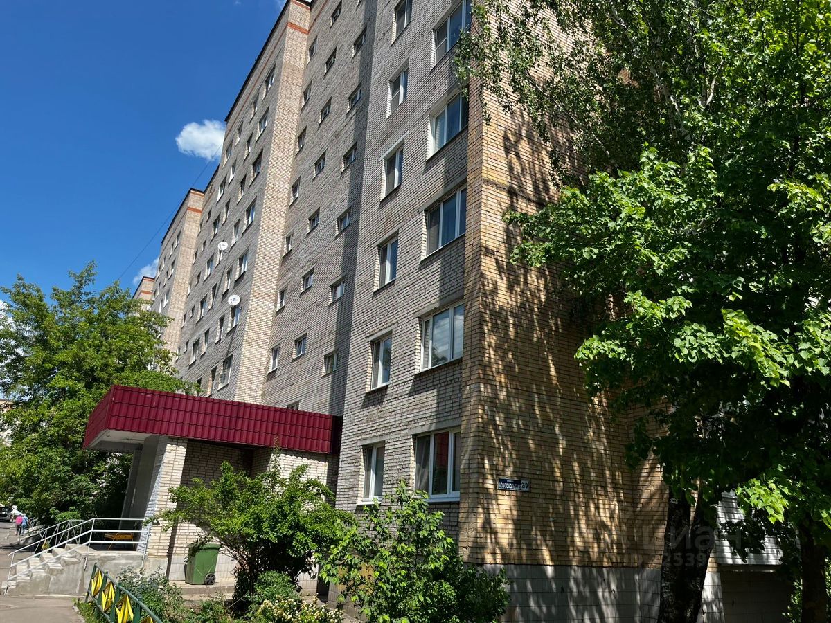 Продажа 3-комн квартиры на вторичном рынке Серпухов, Комсомольская улица, 2/9