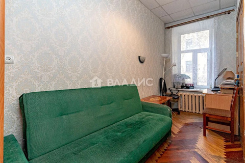 Продажа 2-комн квартиры на вторичном рынке 10-я Советская улица,  д. 19