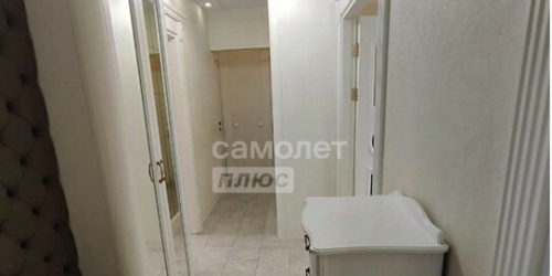 4-комн квартира ул Ставропольская,  д. 74