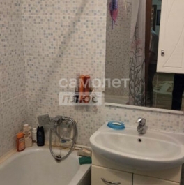 Продажа 3-комн квартиры на вторичном рынке Ягодная улица,  д. 8 к1
