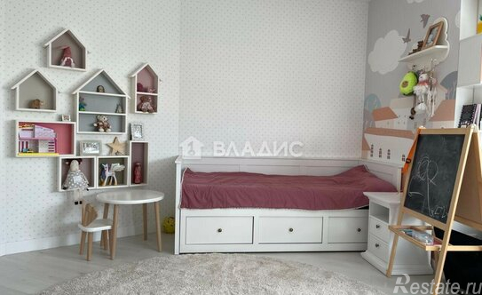 Продажа 3-комн квартиры на вторичном рынке ул Москворечье,  д. 31,  к. 1