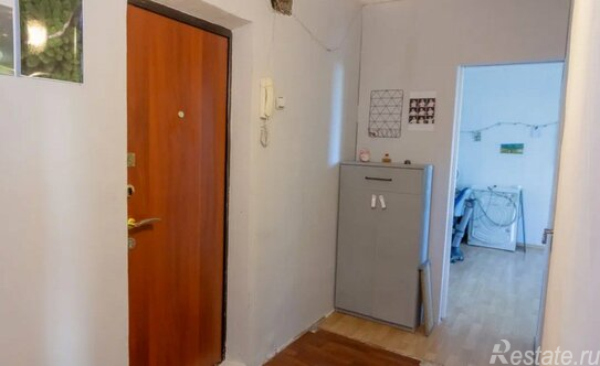 Продажа 2-комн квартиры на вторичном рынке Шлиссельбург г, Малоневский канал ул,  д. 18