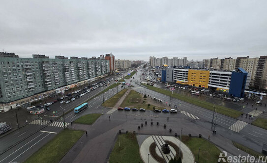 Продажа 1-комн квартиры на вторичном рынке Просвещения пр-кт,  д. 15