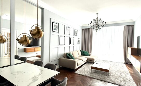 Продажа 3-комн квартиры на вторичном рынке ул Мосфильмовская,  д. 8,  к. 1