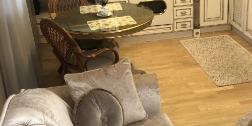 2-комн квартира Живописная улица, 2