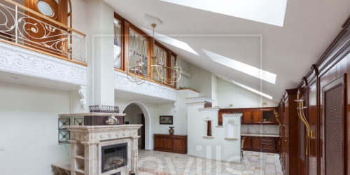 5-комн квартира Сеченовский пер., 9