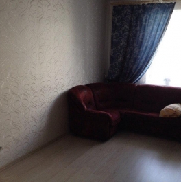 Продажа 2-комн квартиры на вторичном рынке Колокольный переулок,  д. 5