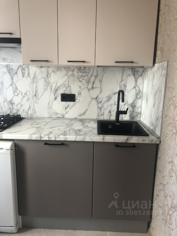 Аренда 1-комн квартиры на вторичном рынке Новодевичий проезд, 10