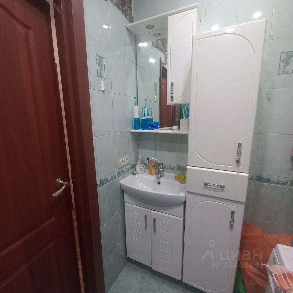 Продажа 2-комн квартиры на вторичном рынке Ленинский проспект, 72к3