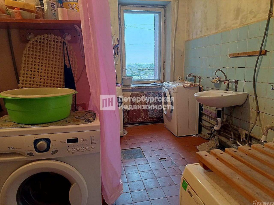 Продажа комнаты пр-кт Ударников, д 19 к 1 литера А