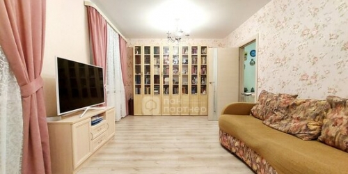 6-комн квартира ул Латышских Стрелков,  д. 7,  к. 1
