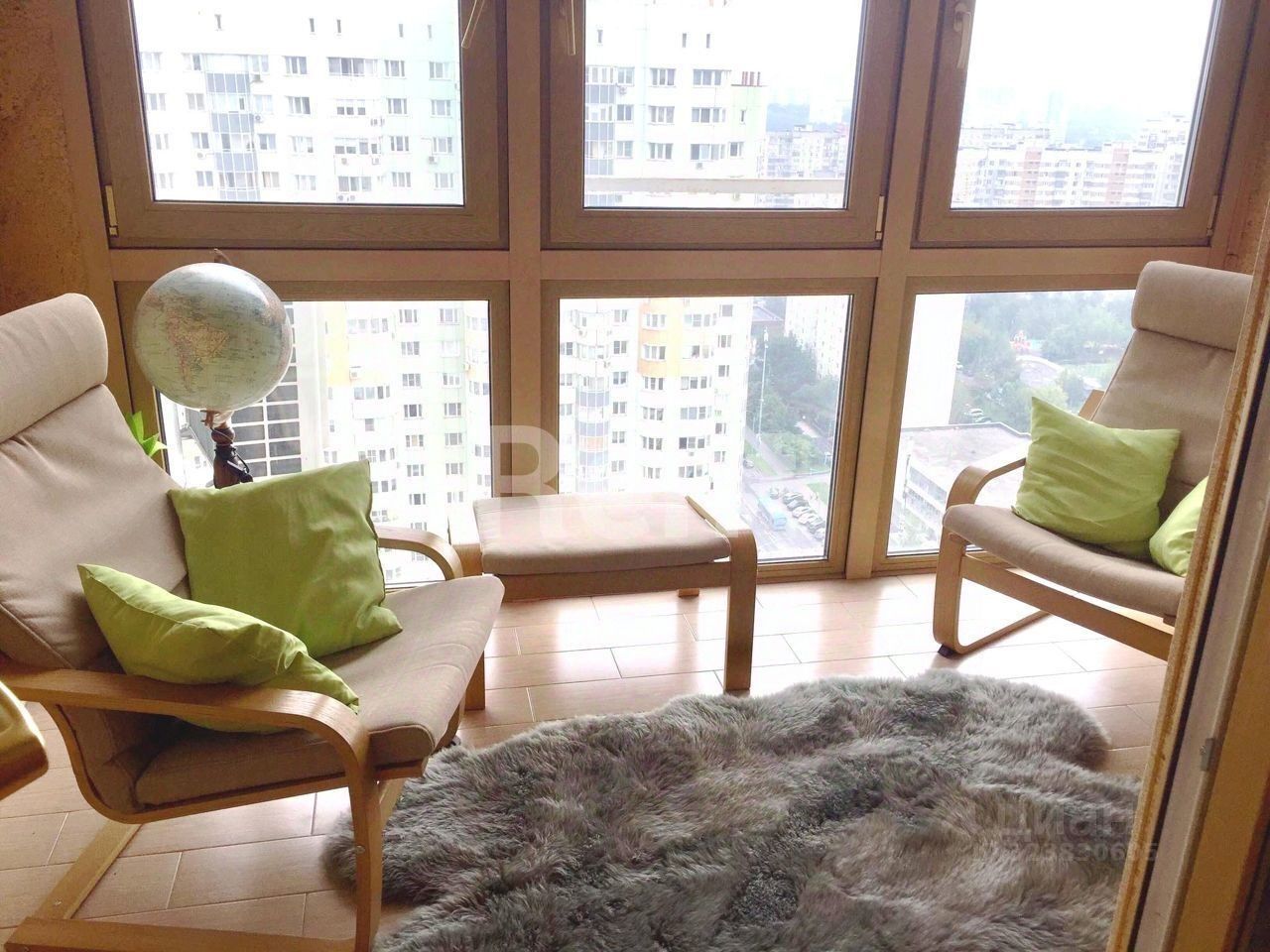 Аренда 3-комн квартиры на вторичном рынке Митинская улица, 10