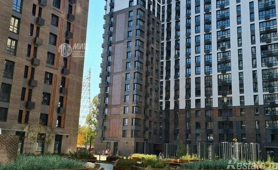 Продажа 2-комн квартиры на вторичном рынке улица Берзарина