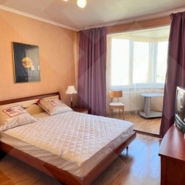 Аренда 2-комн квартиры на вторичном рынке Очаковский 1-й пер,  д. 1