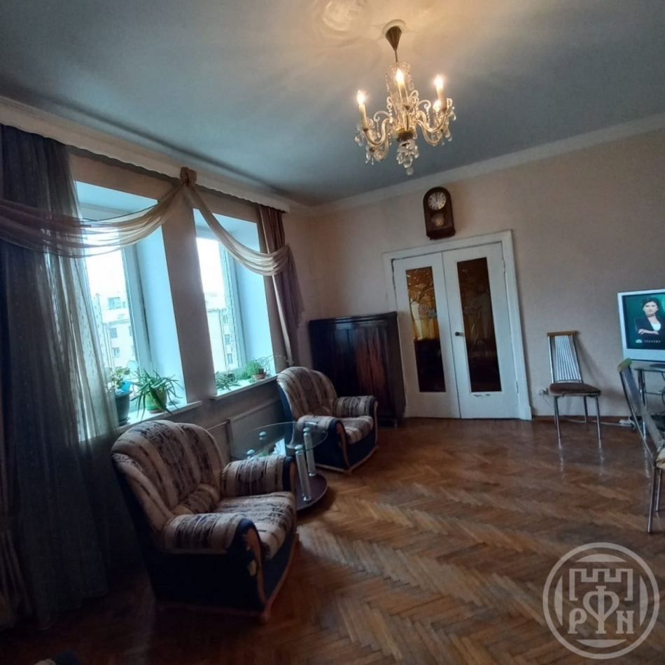 Продажа 3-комн квартиры на вторичном рынке Большая Монетная ул. ,  д. 30