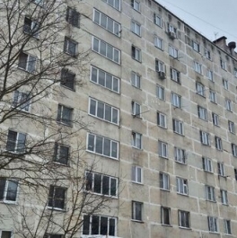 Продажа 1-комн квартиры на вторичном рынке Белоозерский пгт, 50 лет Октября ул,  д. 17