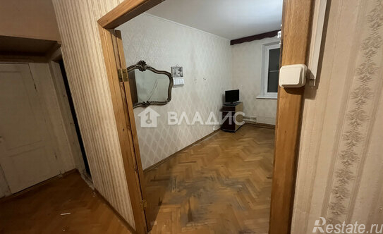 Продажа 2-комн квартиры на вторичном рынке улица Демьяна Бедного,  д. 4 к1