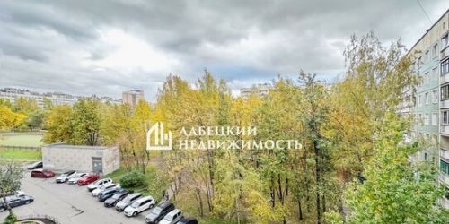 3-комн квартира Светлановский пр-кт,  д. 77