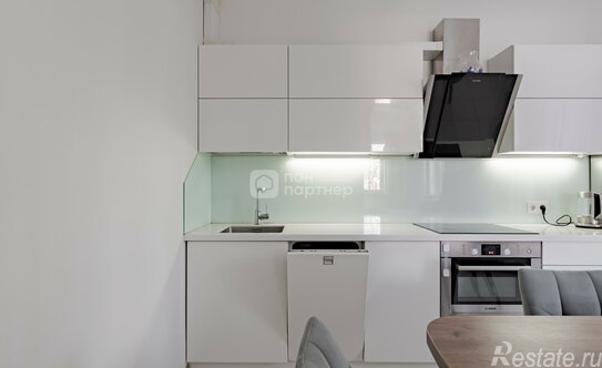 Продажа 2-комн квартиры на вторичном рынке Медиков пр-кт,  д. 10,  к. 6