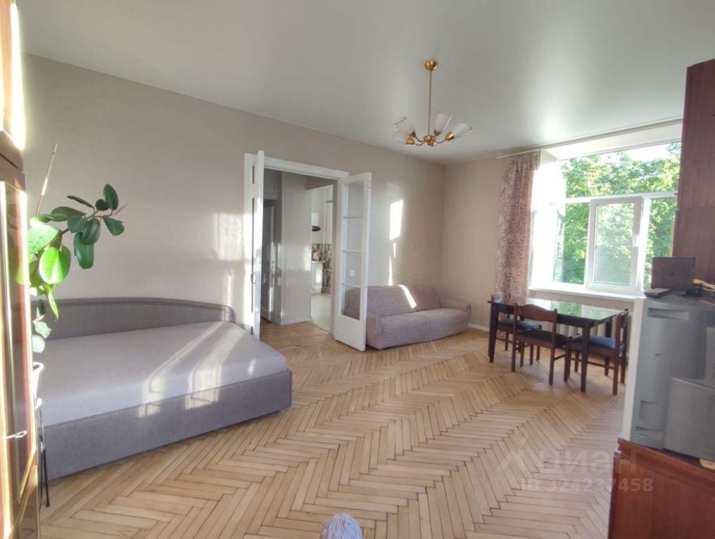 Продажа 1-комн квартиры на вторичном рынке Алтайская улица, 7