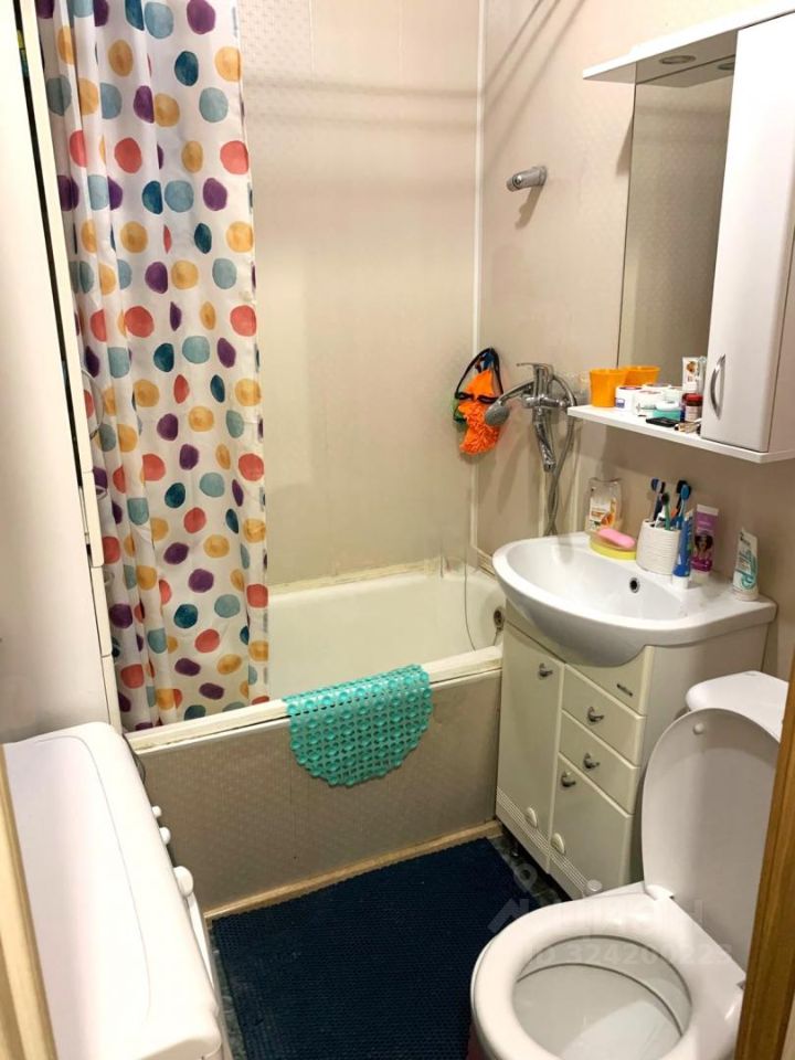 Продажа 1-комн квартиры на вторичном рынке Центральный мкр, улица Рабочая, 3