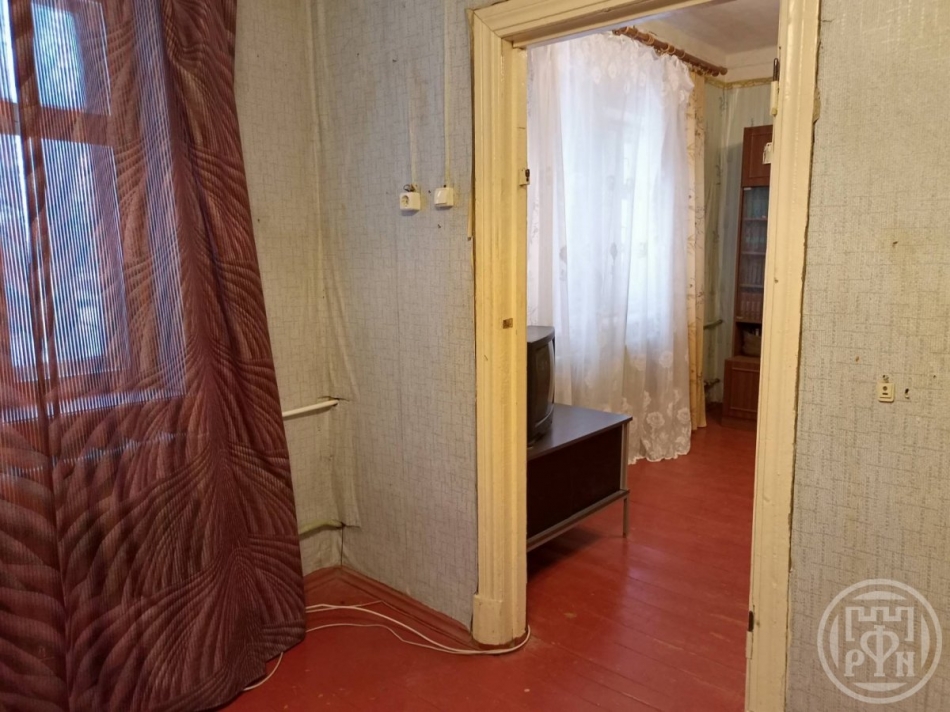 Продажа 2-комн квартиры на вторичном рынке Назия пос., Комсомольский просп.,  д. 1