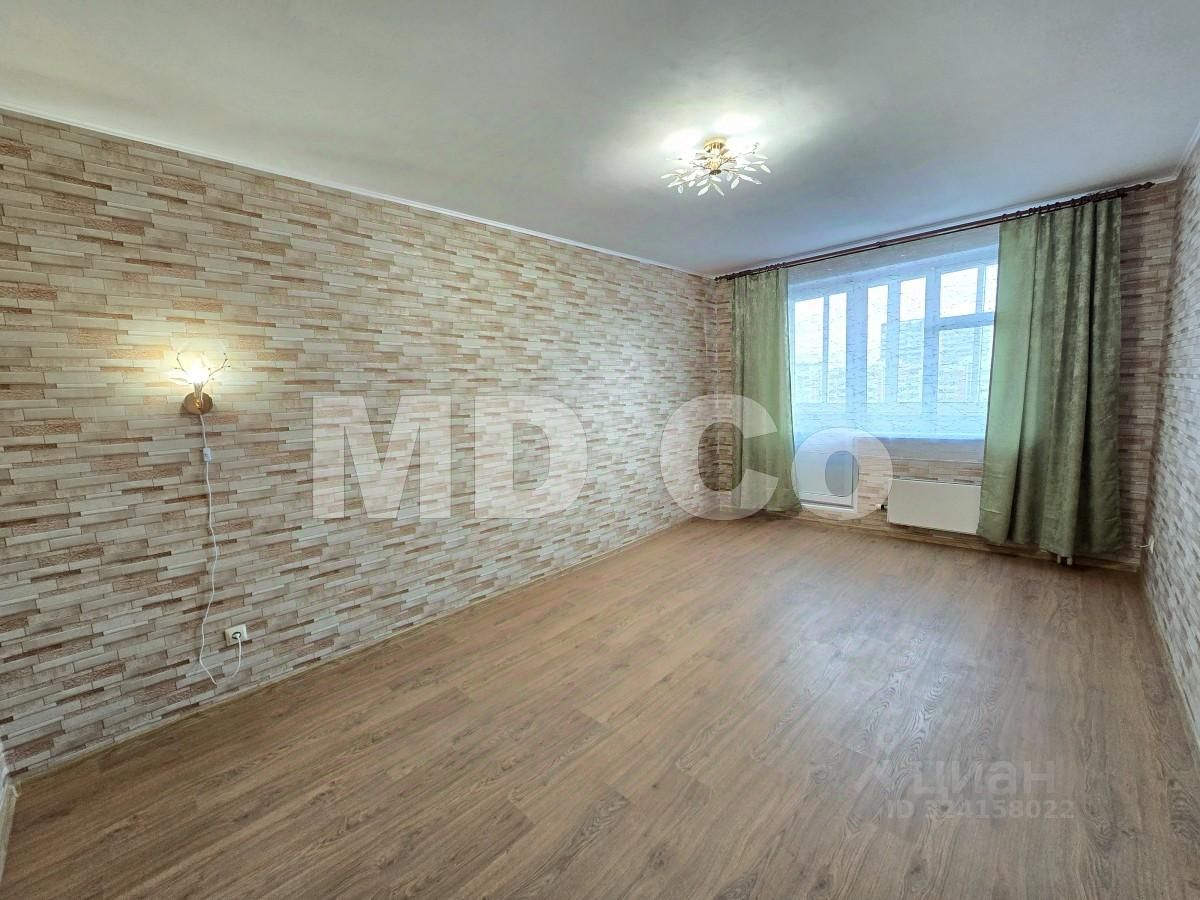 Аренда 1-комн квартиры на вторичном рынке Симферопольский бульвар, 19К1