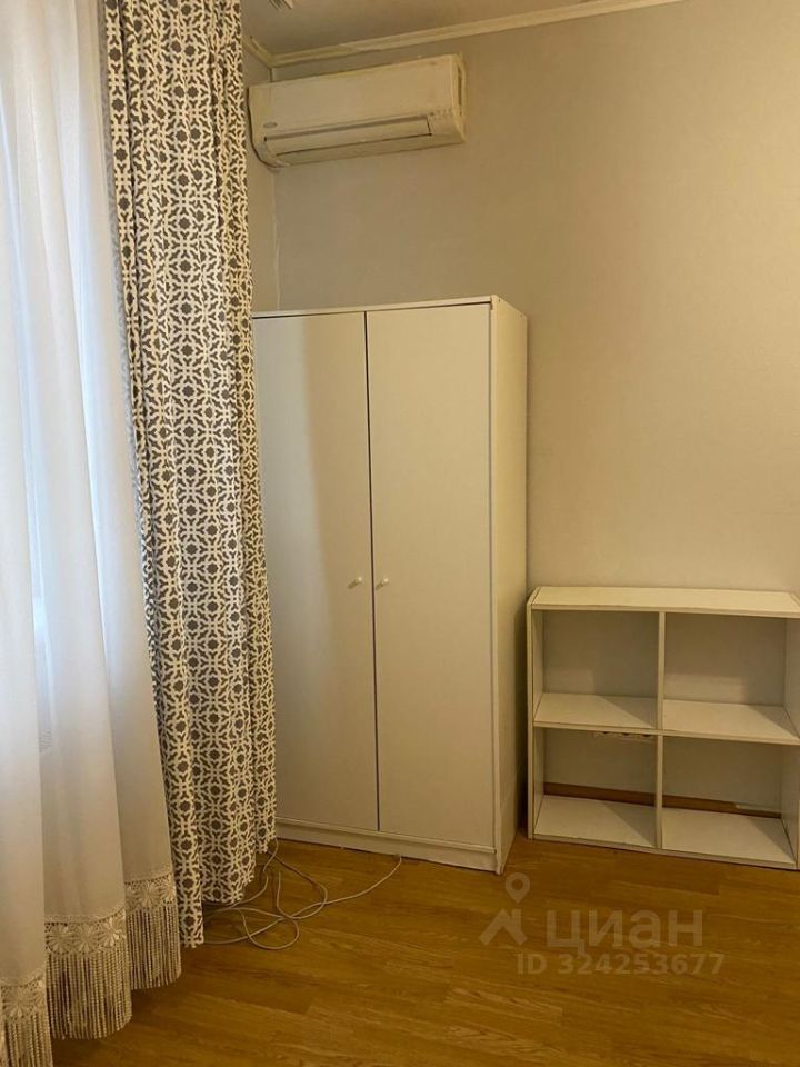 Аренда 1-комн квартиры на вторичном рынке Нахабино пгт, улица Красноармейская, 64