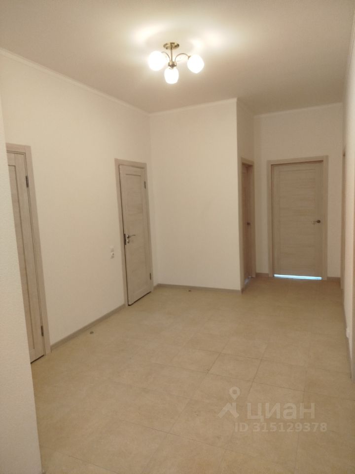 Продажа 4-комн квартиры на вторичном рынке Береговой проезд, 1Б