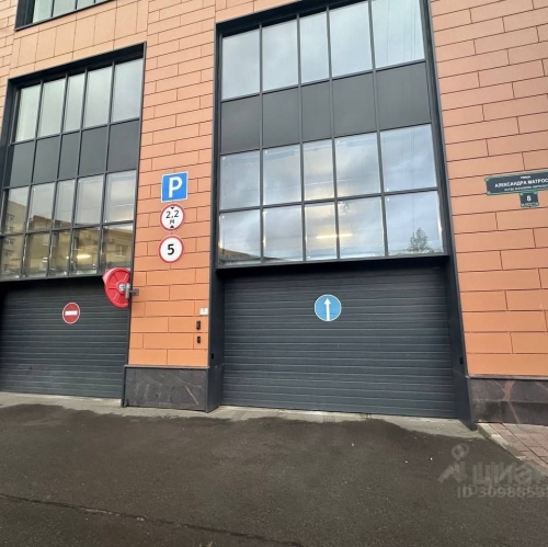 Гараж/парковка улица Александра Матросова,  д. 8 к5